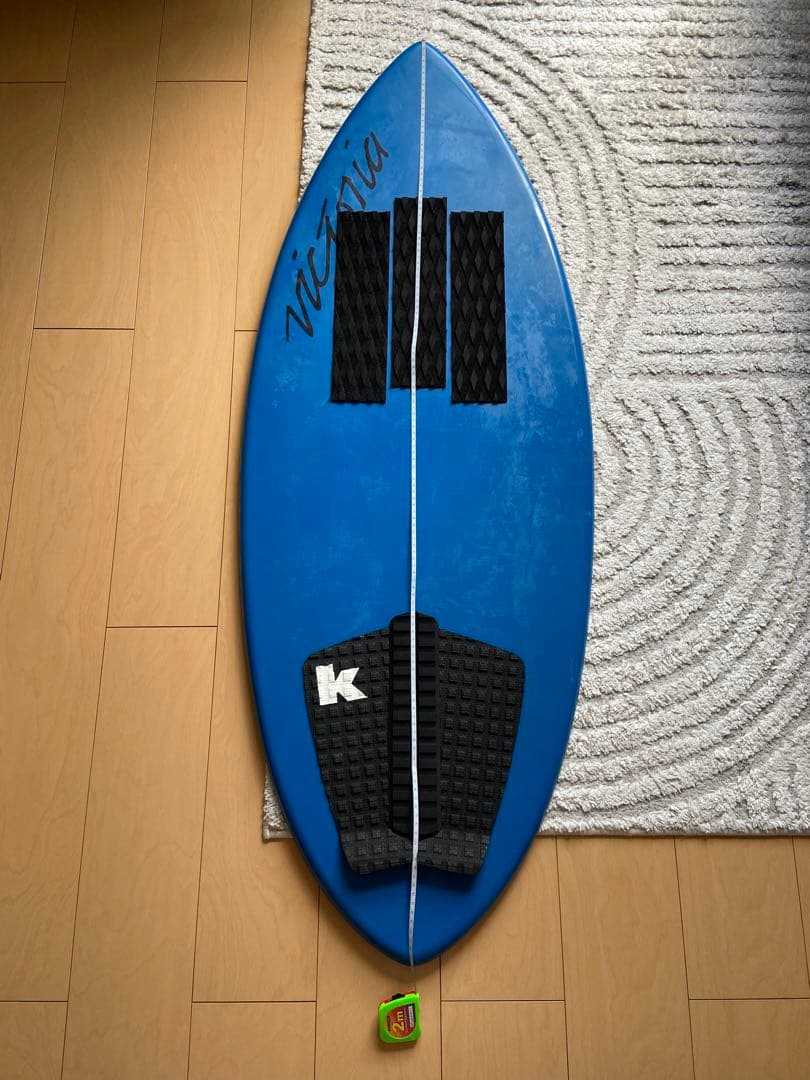 victria 青 スキムボード