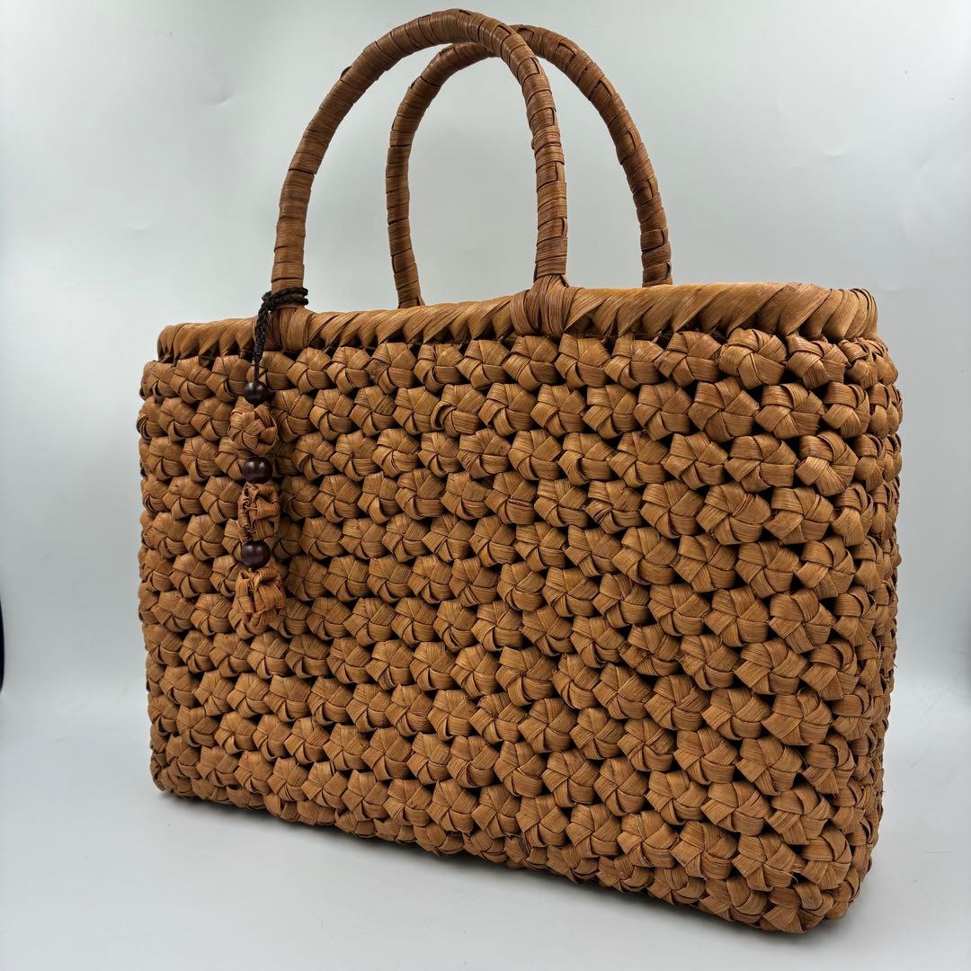 美品】カゴバッグ　山葡萄　六角花編み結び　飾細工付　内布付き　茶色