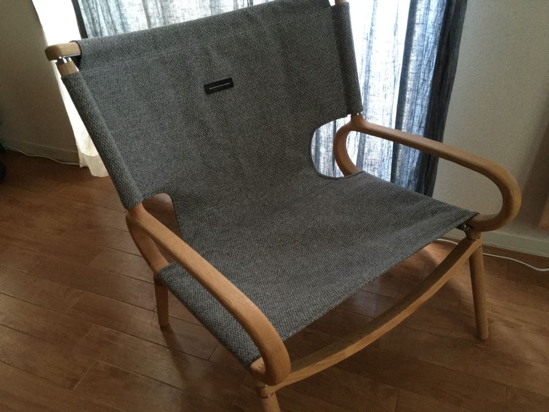 ikiki グランドチェア　オーク ファブリック テクスベージ/テクスグレー