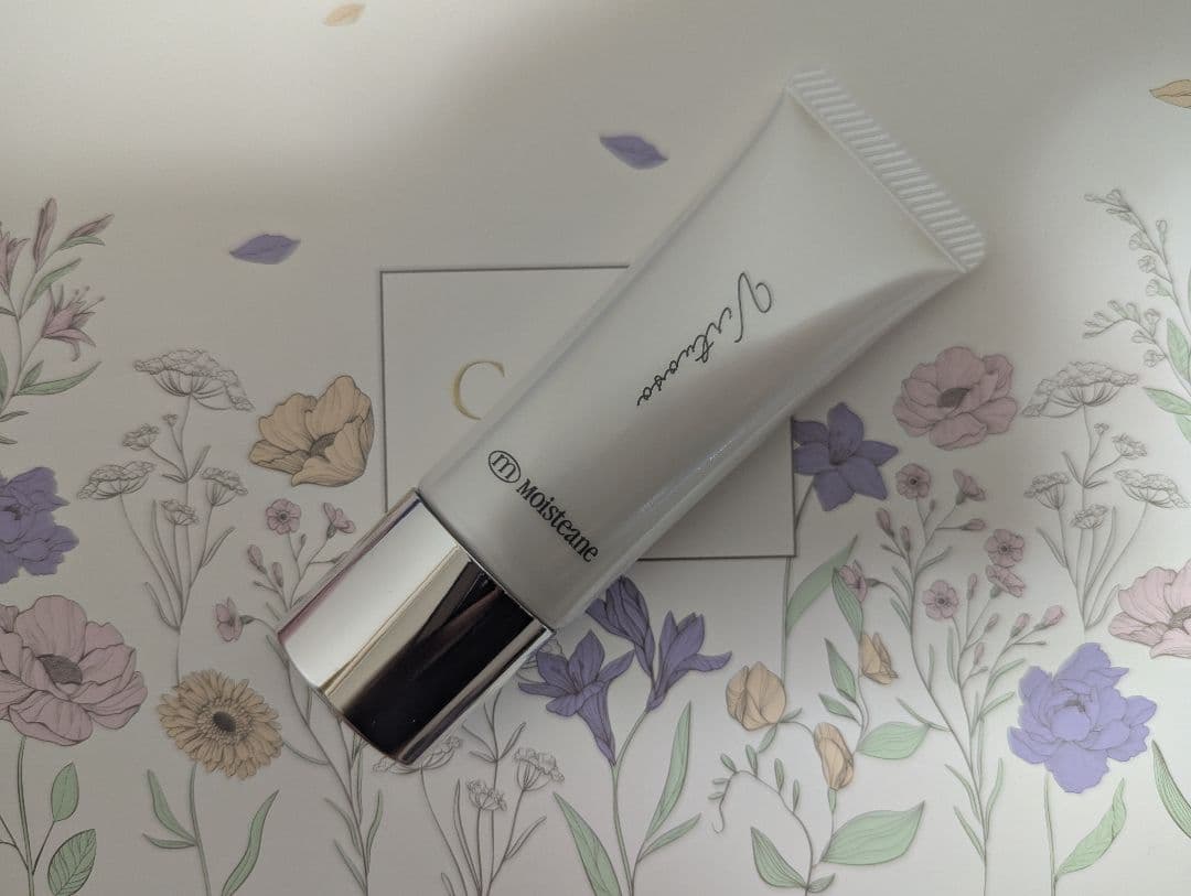 モイスティーヌ2点　ファーミングセラム　ヌヴィルディオ