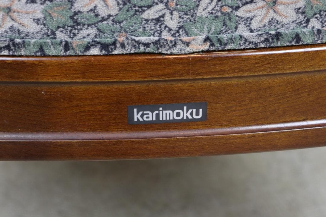karimoku カリモク家具　コロニアル　一人用ソファ　肘掛椅子　WC55