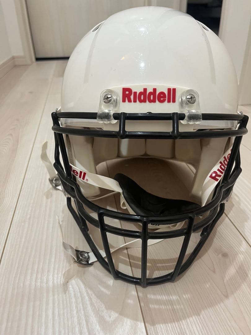 Riddell アメリカンフットボールヘルメット 白　未使用