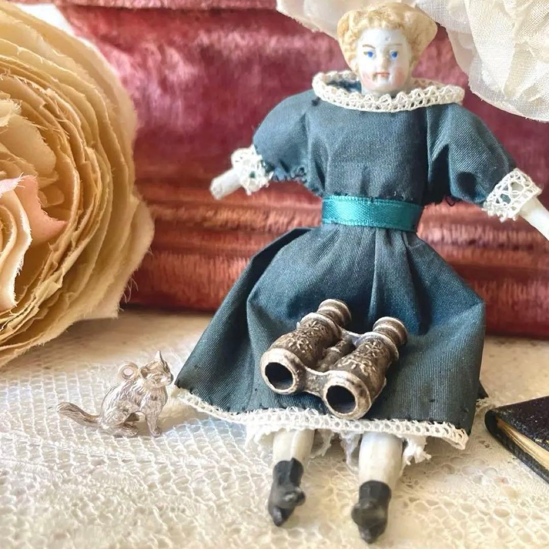 シルバー製猫のチャーム　ペンダントトップ　イギリスヴィンテージ　キャットネコねこ