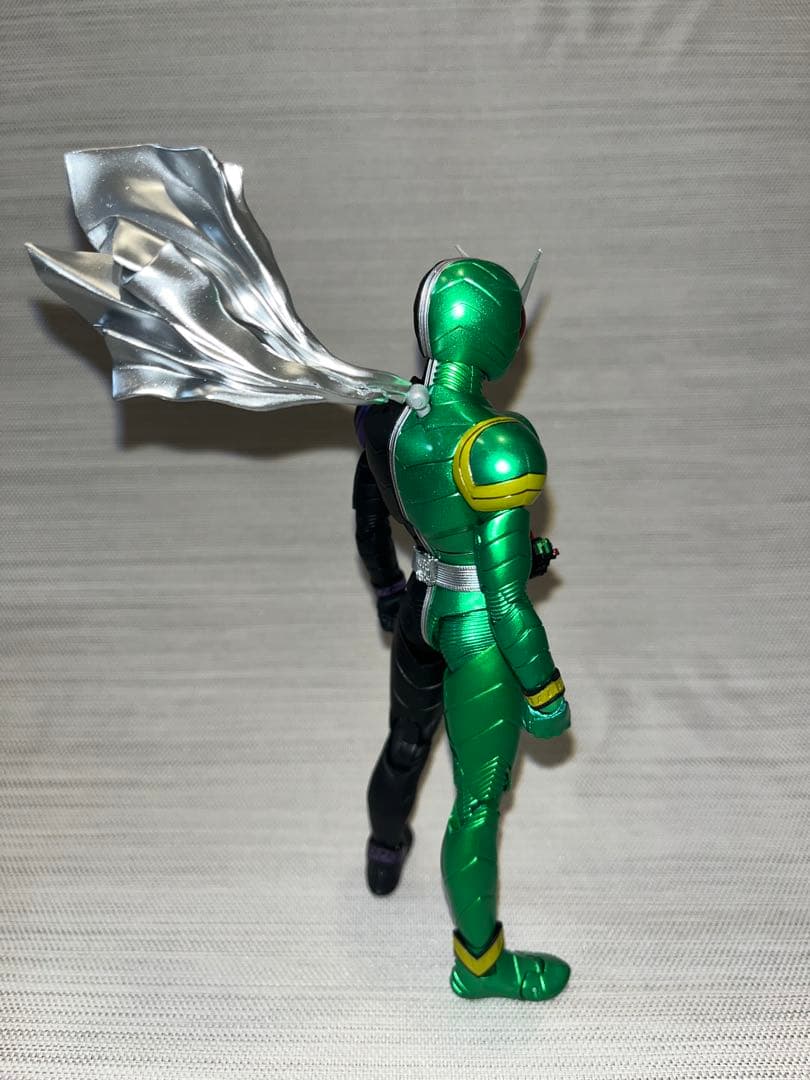 S.H.フィギュアーツ(真骨彫製法)仮面ライダーW サイクロンジョーカー風都探偵