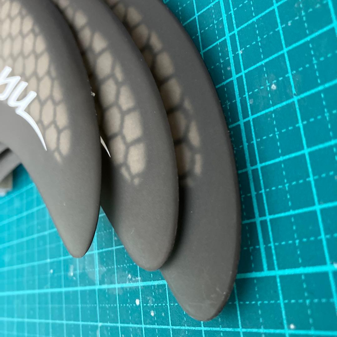 男*爵様 美品 YUフィン トライfutures 超軽量ハニカム