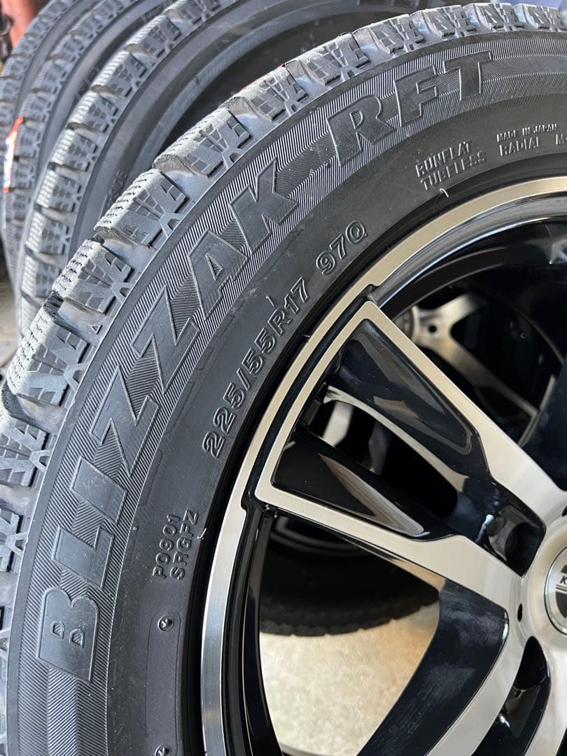  X1 スタッドレスタイヤ(ブリザックRFT)ホイール17インチ4本セット