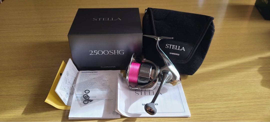 STELLA 2500SHG リール