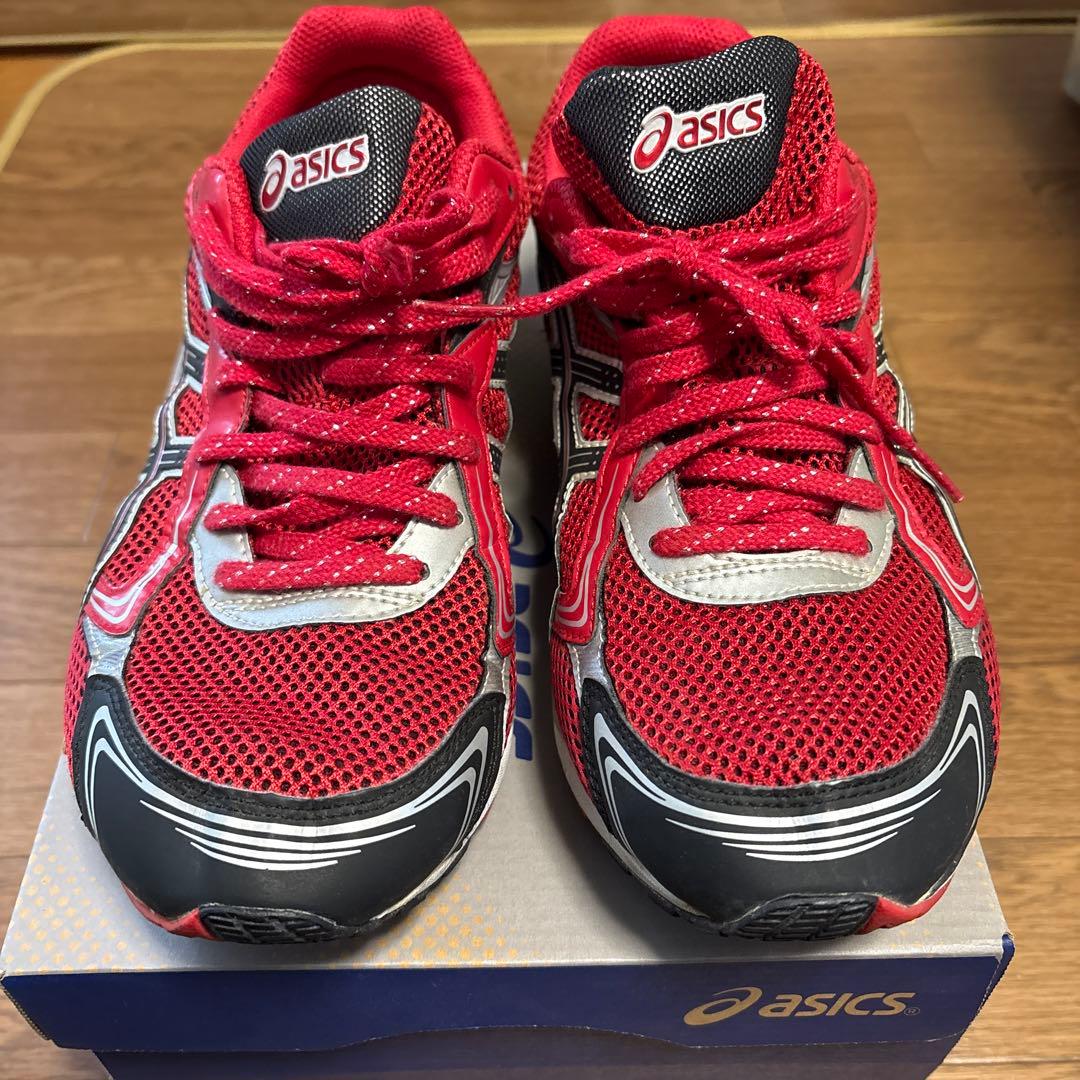 asics ランニングシューズ レッド/シルバー27cm