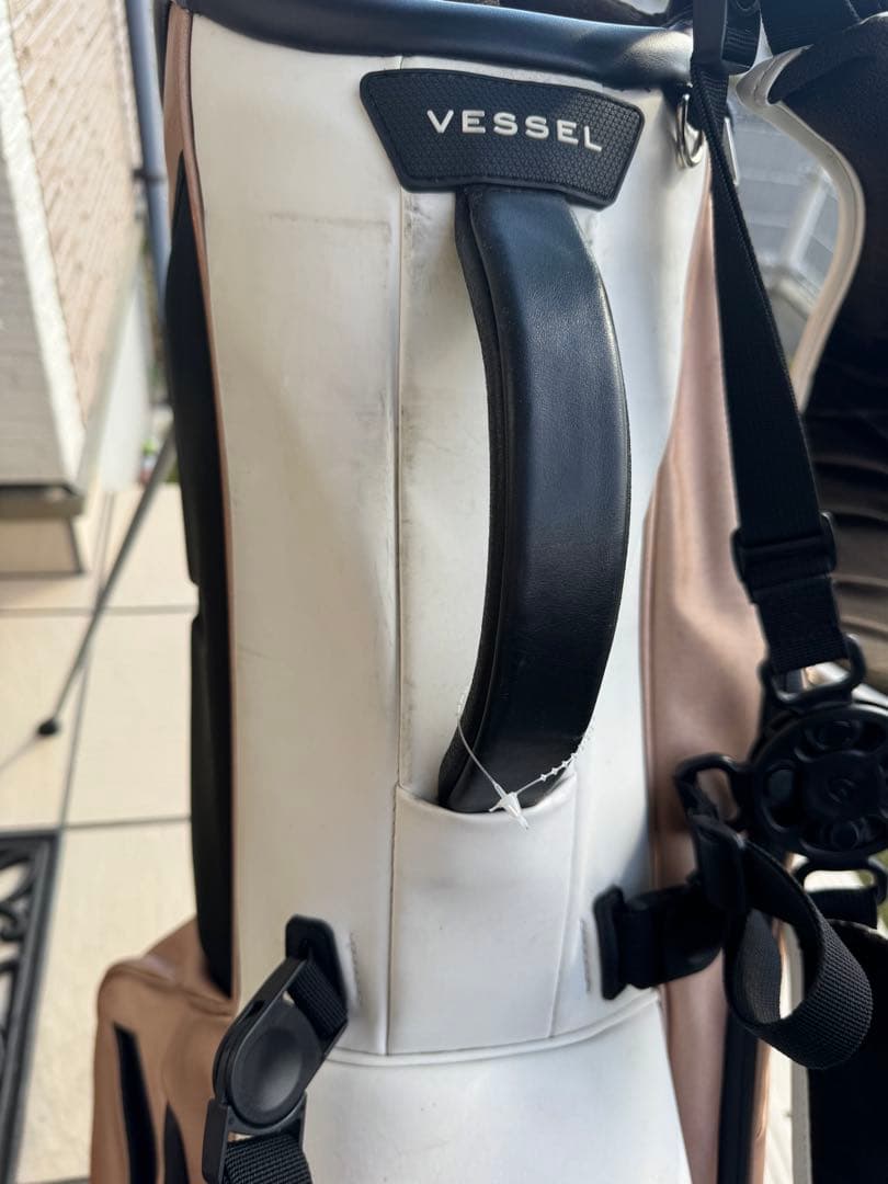 希少カラー　美品　ベゼル　キャディバッグ　VESSEL PLAYER 3.0