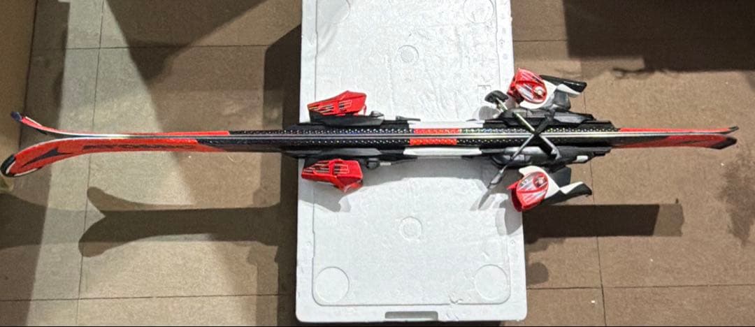 ATOMIC REDSTER J2 110cm ジュニアスキー板