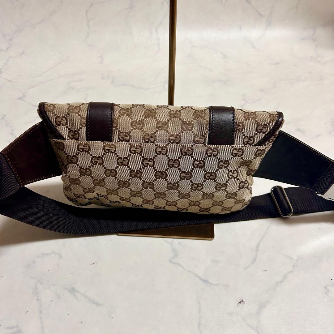 美品✨ GUCCI ボディバッグ 斜め掛け ショルダー GGキャンバス ブラウン