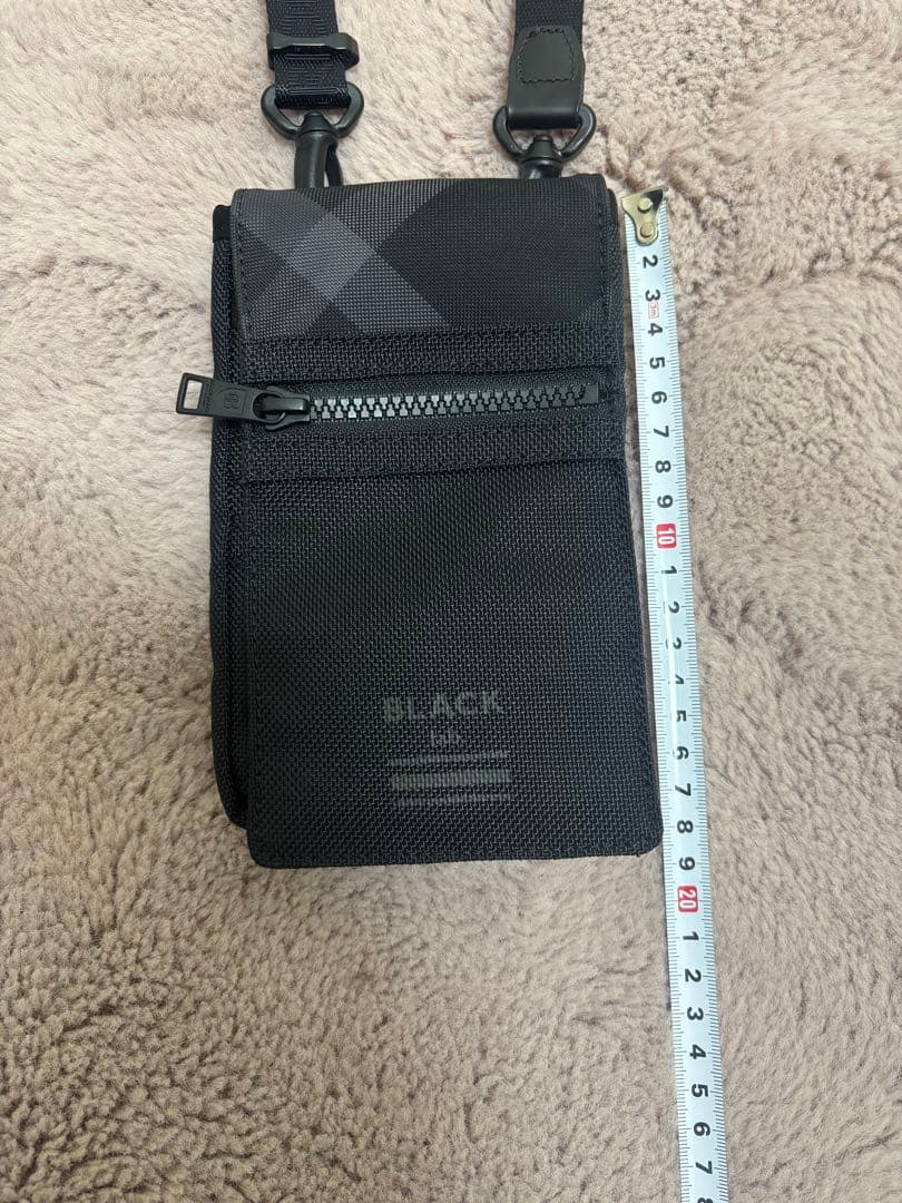 【BLACK LABEL】ブラック チェック柄 ミニショルダーバッグ　サコッシュ