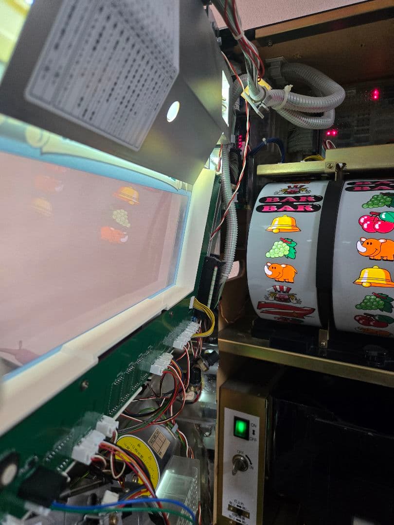 送料込み　パチスロ実機　初代ジャグラーガール4号機