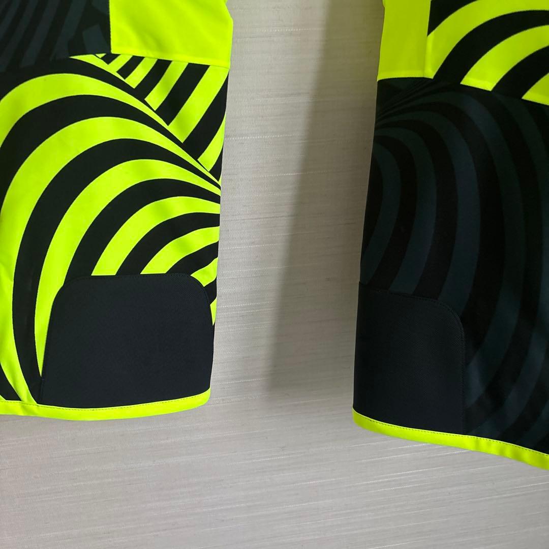 ゆう　オンヨネ　スキーウェア 男性用 蛍光イエロー黒　ゼブラカラー