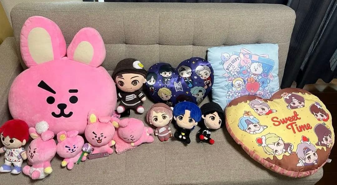 BTS ジョングク COOKY ぬいぐるみ クッション BT21 TinyTan