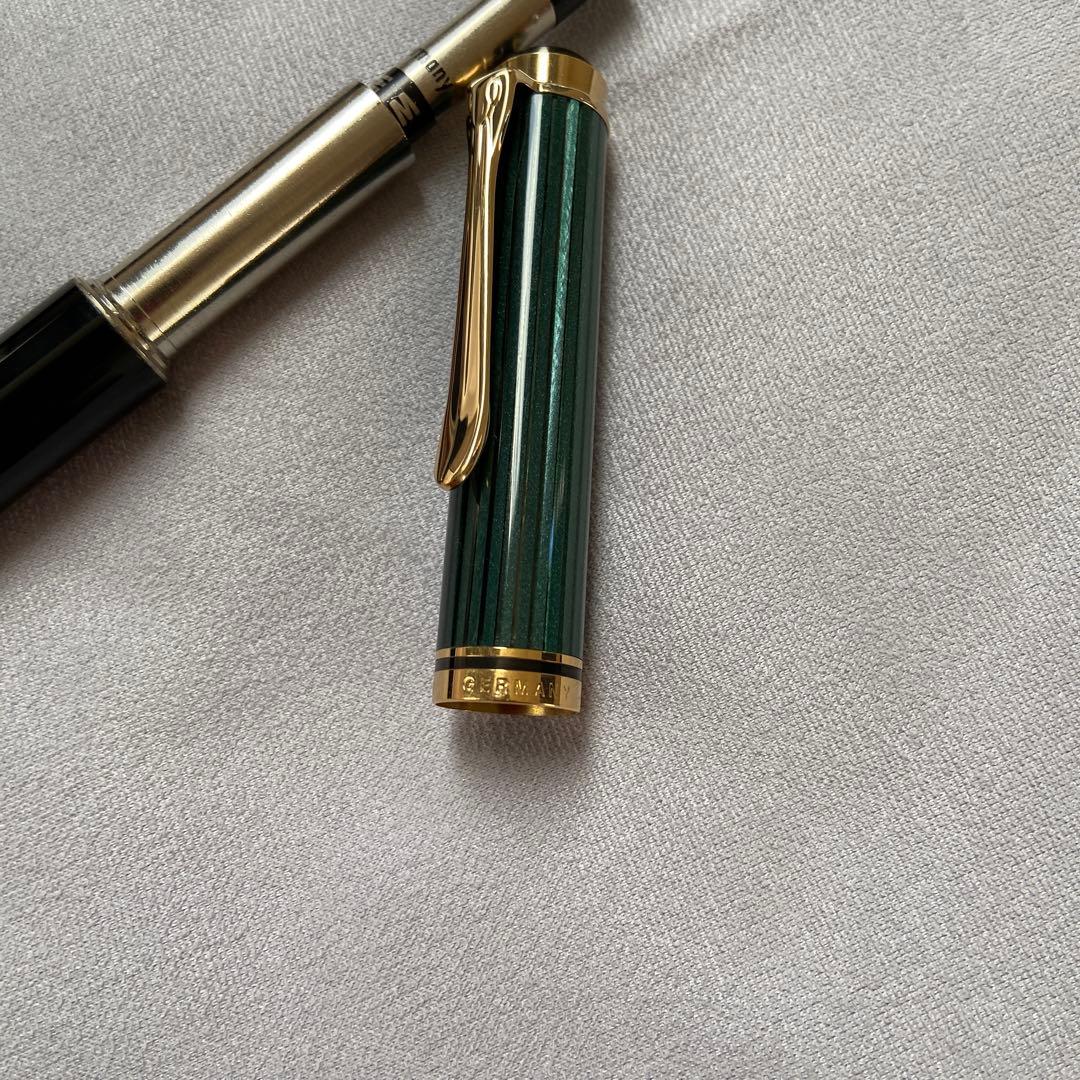 【ドイツ製】Pelikan スーベレーン K600 ツイスト式ボールペン 緑縞