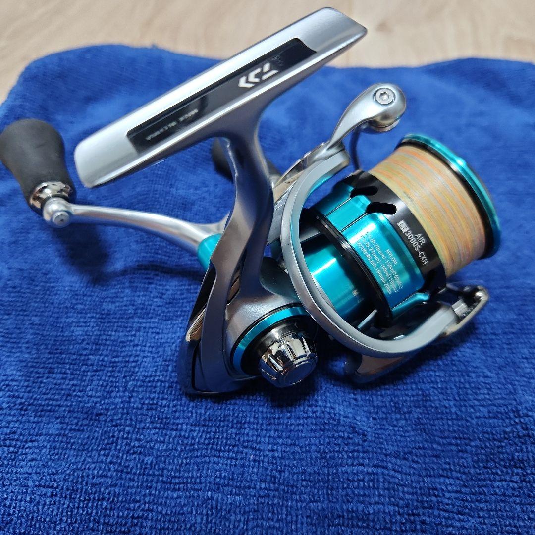 18エメラルダスair Daiwa LT3000S-CXH スピニングリール