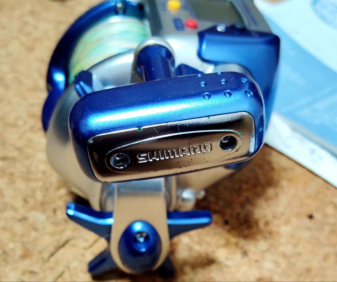 シマノ 電動リール 電動丸3000H 超超超美品です