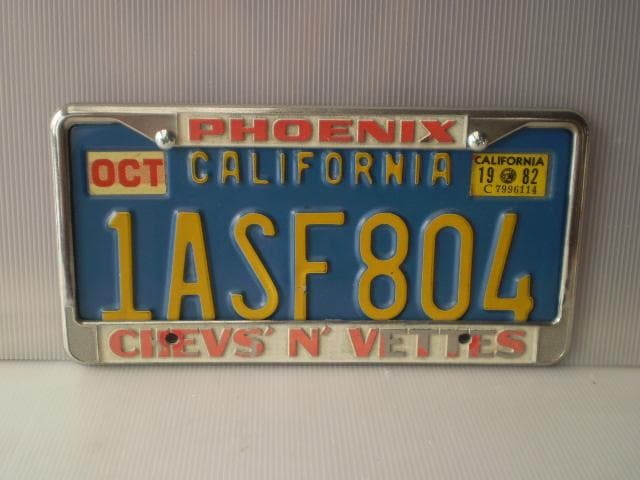 1ASF804' California'USAカルフォルニアライセンスプレート。