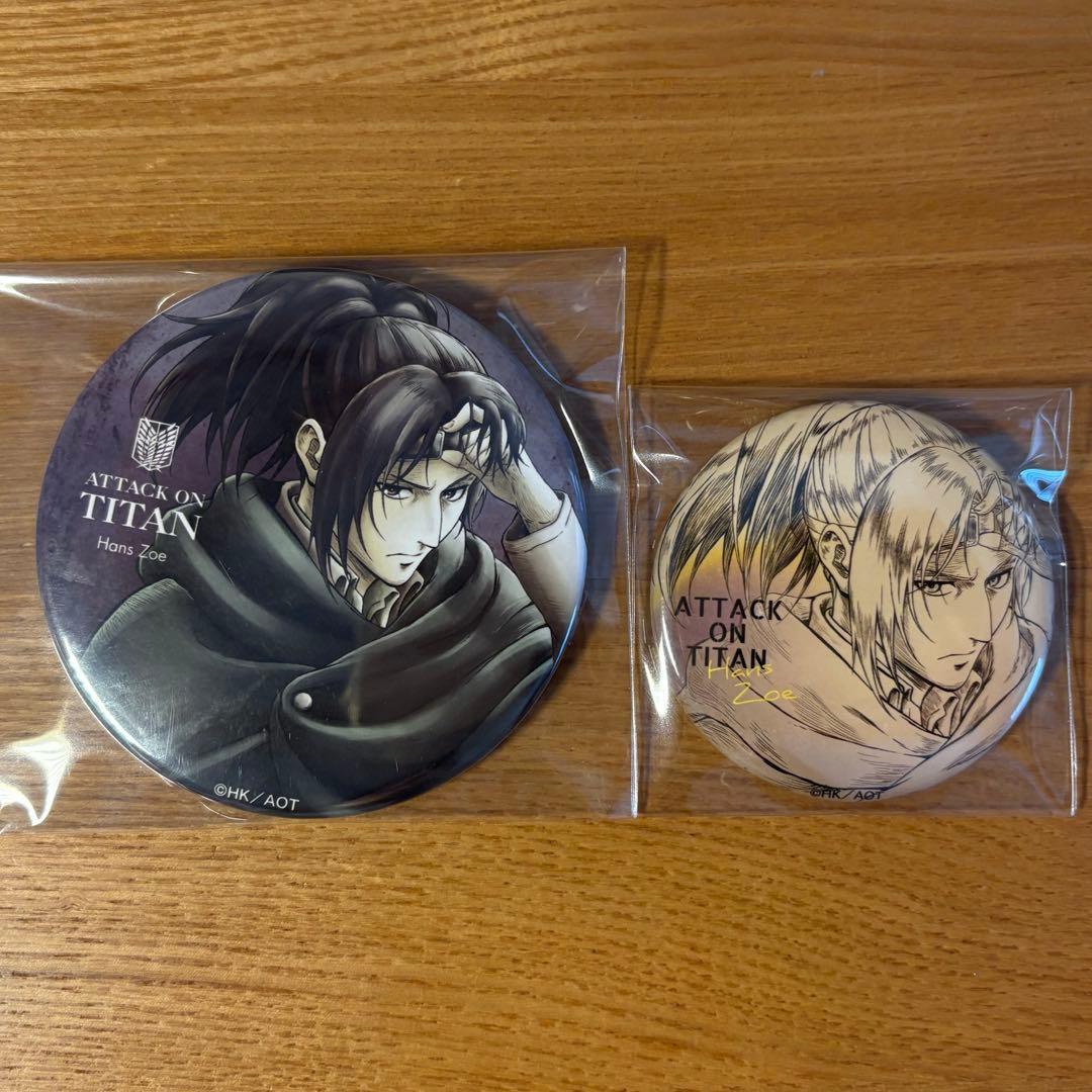 進撃の巨人　WIT STUDIO 缶バッジ　描き下ろし　ビッグ缶バッジ　ハンジ