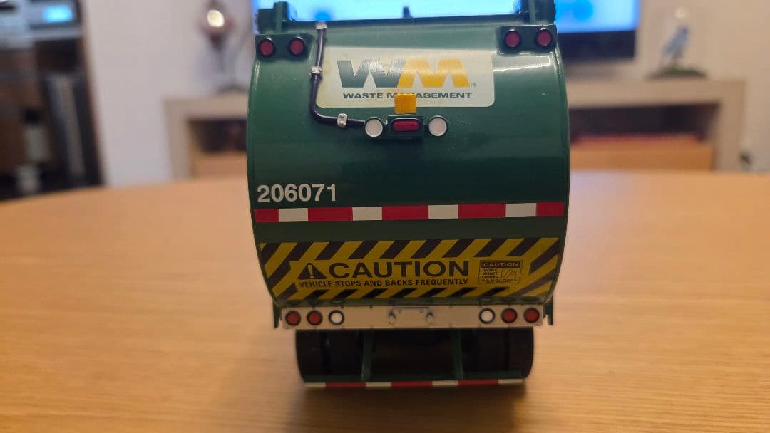 ファーストギア製 Mack TerraPro ゴミ収集車 ダイキャスト 1/34