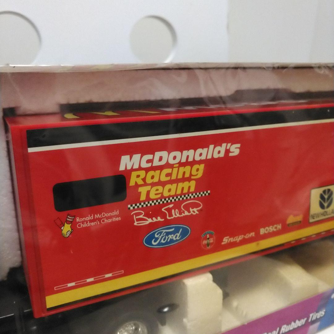 マクドナルド　トレーラー　リモコン付きラジコン