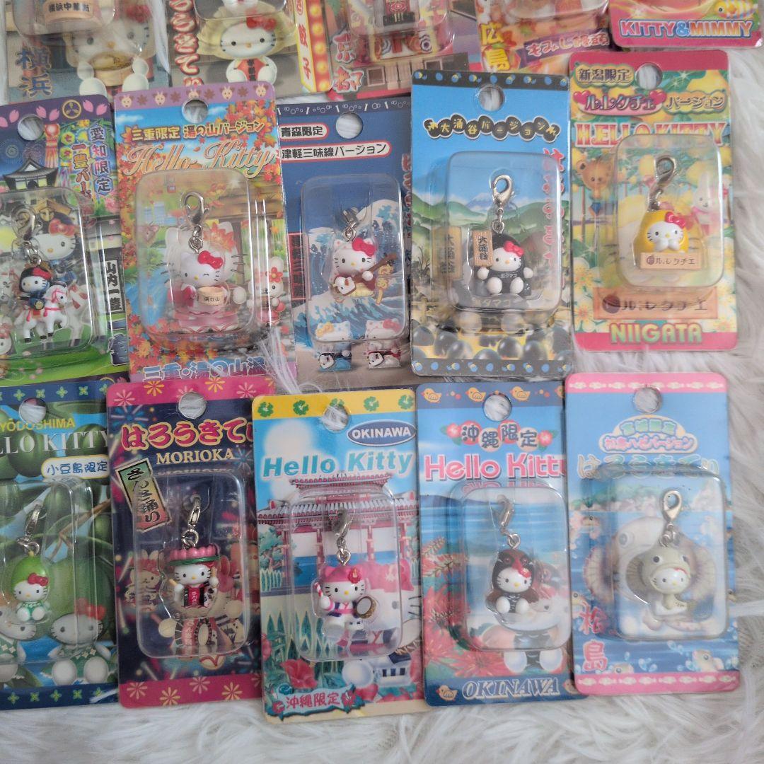 ご当地ハローキティのファスナーストラップ大量セット
