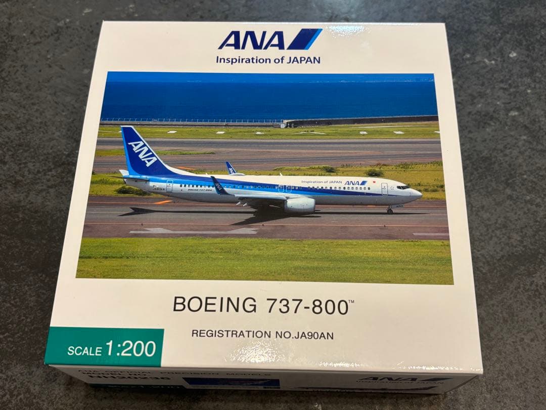 ANA Boeing 737-800 スケール1:200