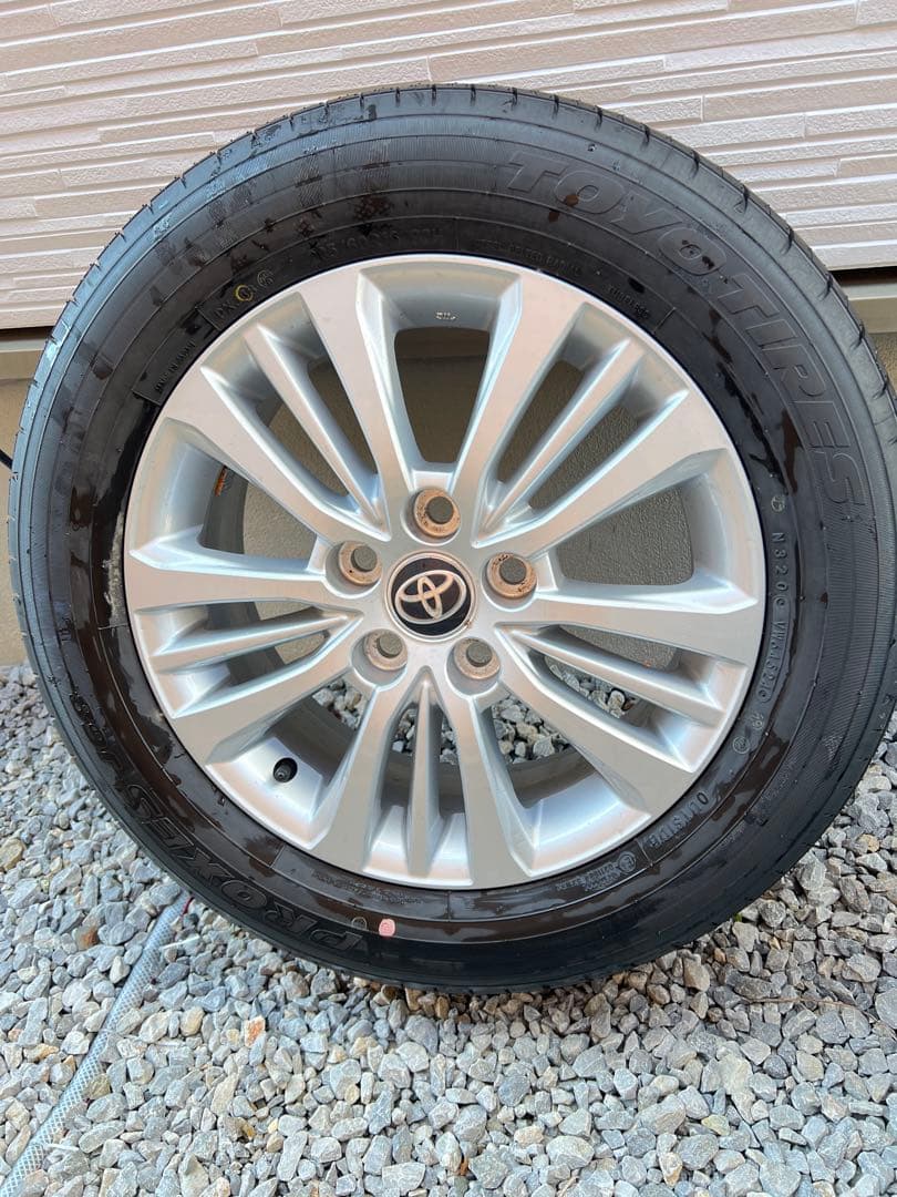 純正ナット付き！ノア 90系 16インチ 205/60r16 4本
