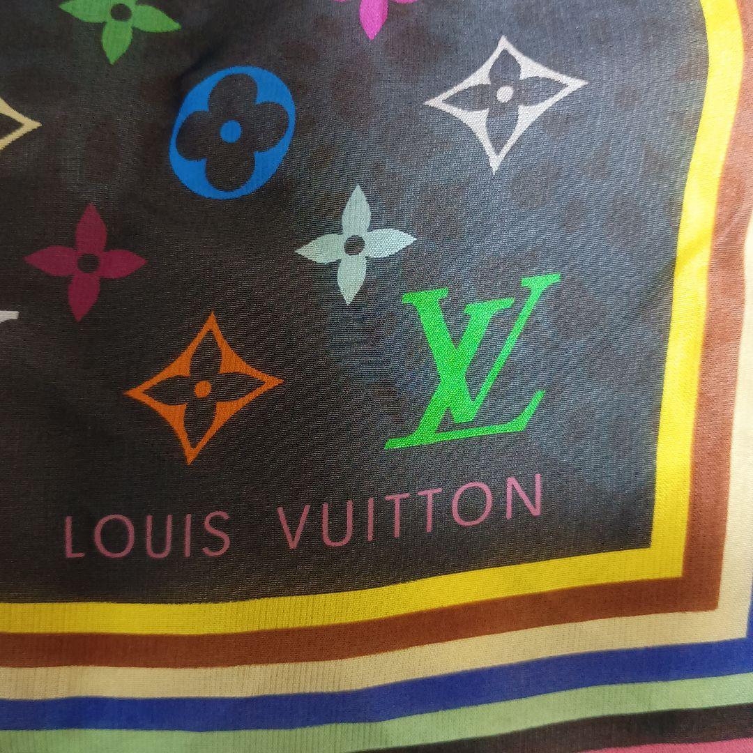 ルイヴィトン　モノグラムハンカチスカーフ　シルク100%LOUISVUITTON