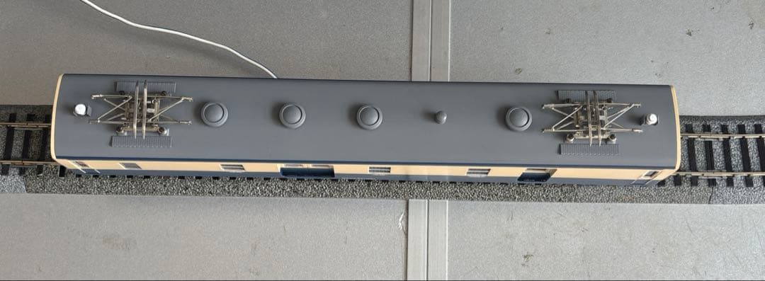 カツミ　クモユニ74 スカ色