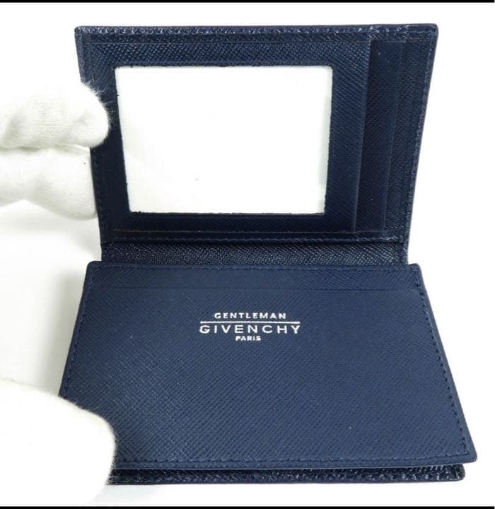 値下げ、新品ジバンシー GIVENCY 名刺入れ　未使用カードケース　箱あり