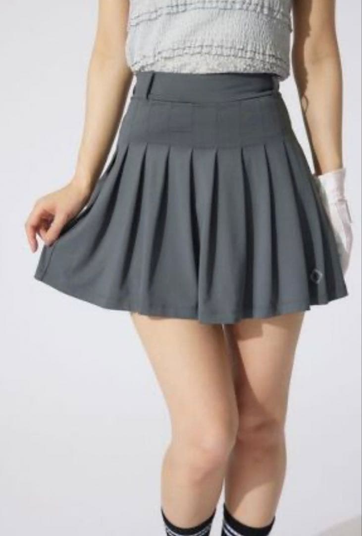 ぬ*ん様 【RIENDA GOLF】プリーツフレアカットスカート Sサイズ