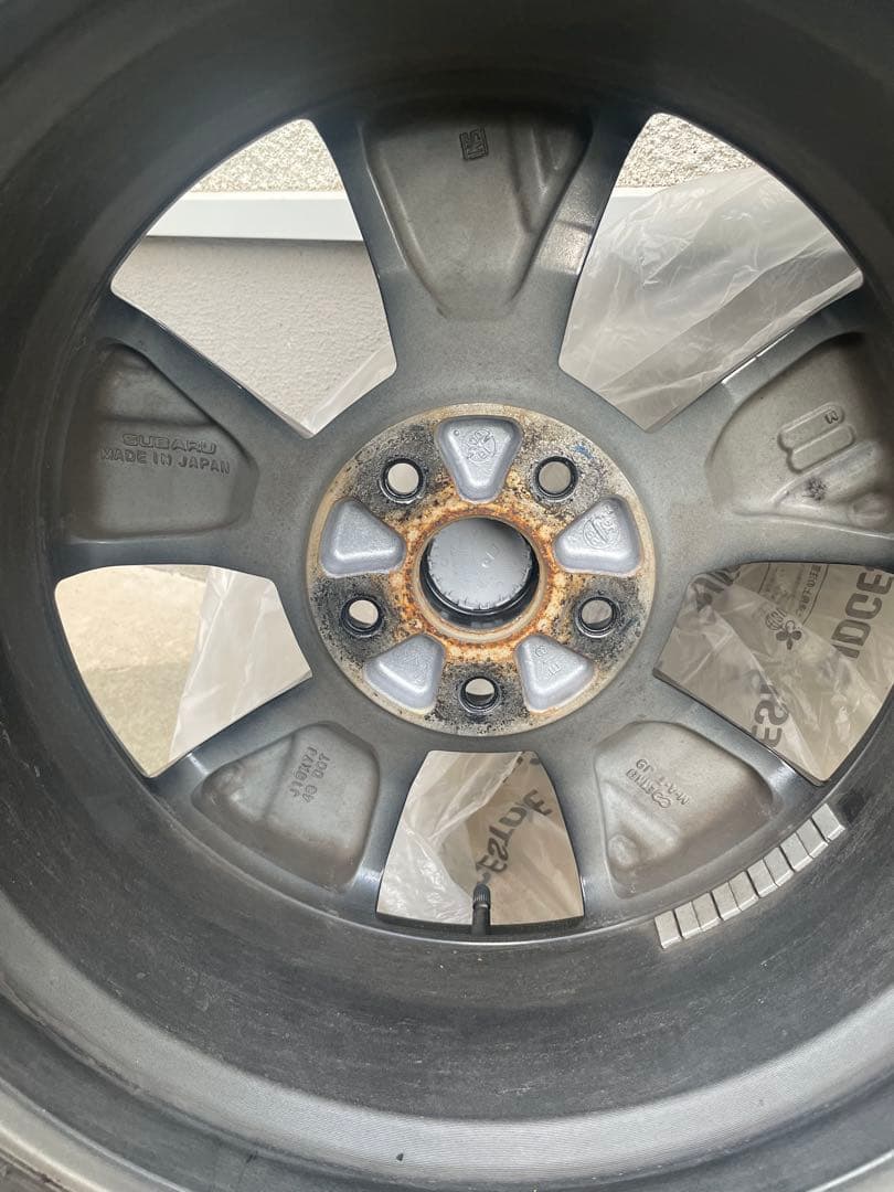 スタッドレスタイヤセット　スバル