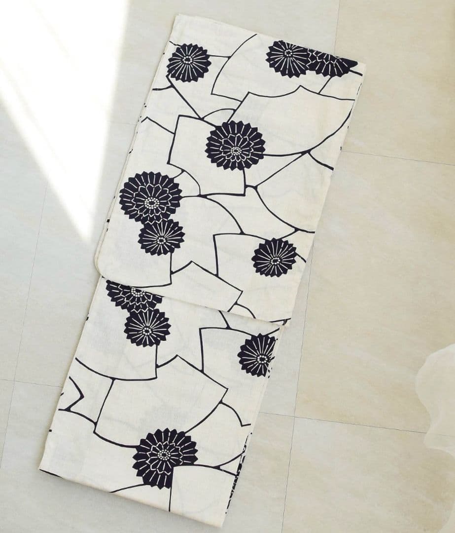 定価16900円以上　新品未使用　タグ付き　ウタタネ　utatane 浴衣