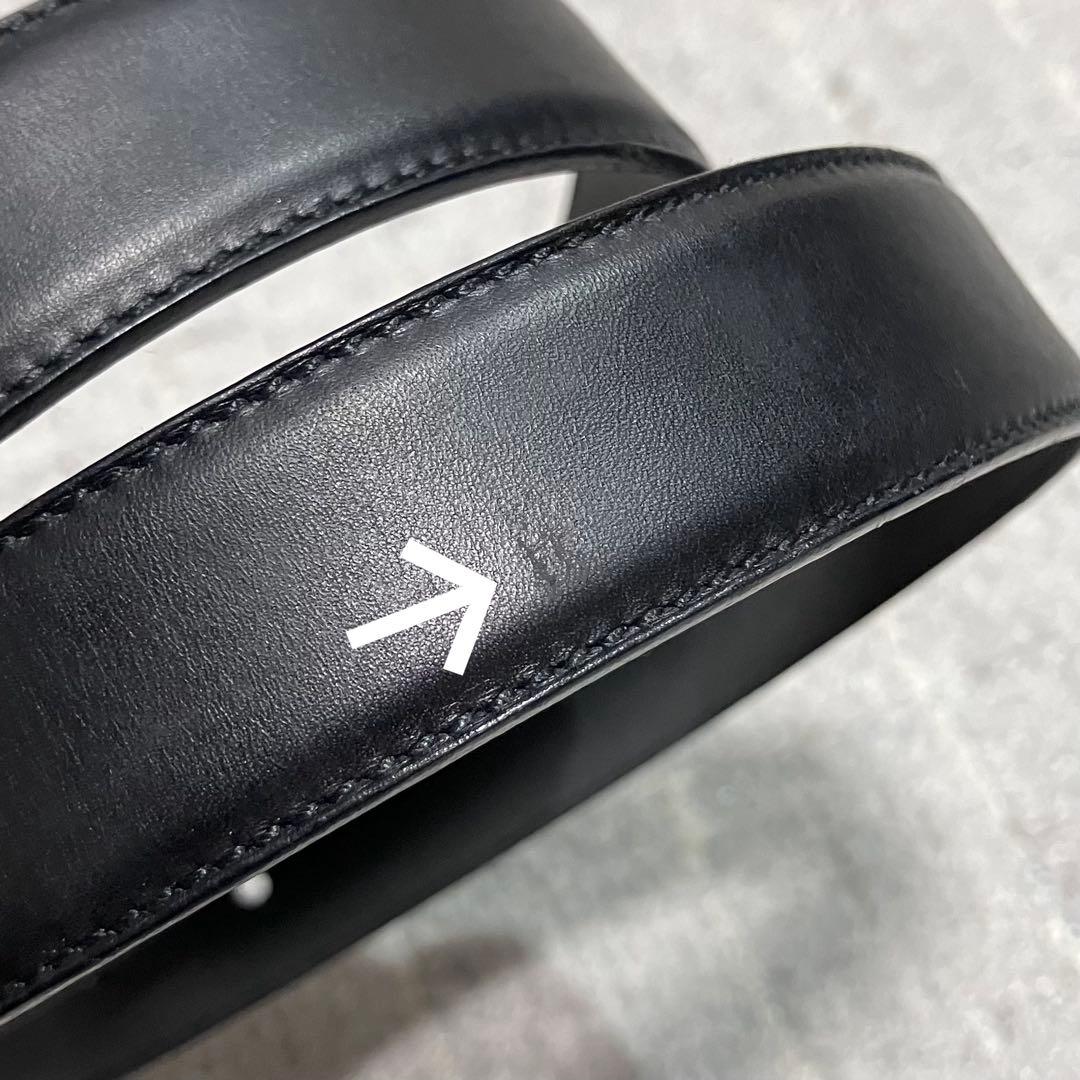 フェラガモ［ガンチーニ］ベルト　シルバー金具　ブラック　レザー　レディース