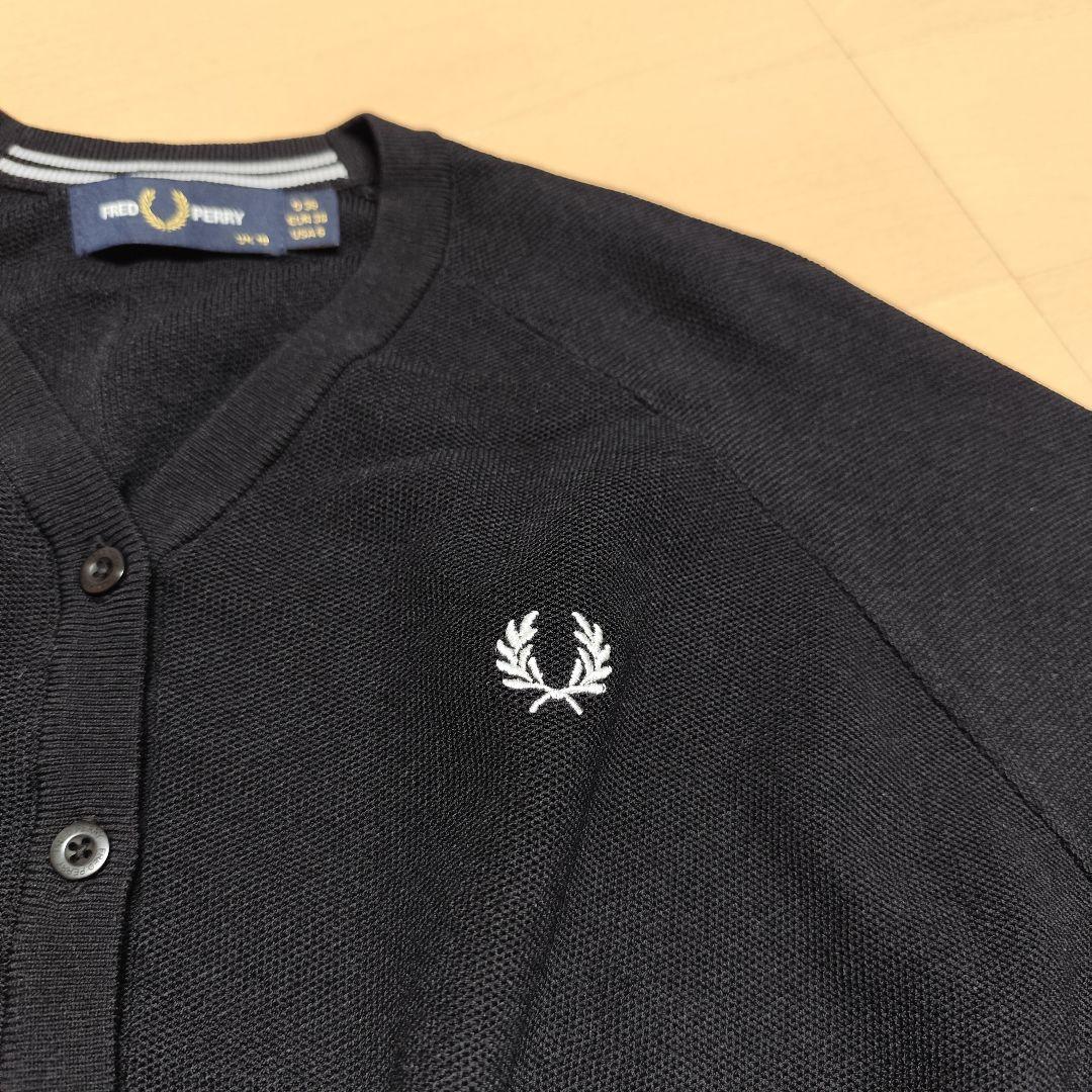 極美品 フレッドペリー × レイビームス / 別注 Vネックカーディガン 黒