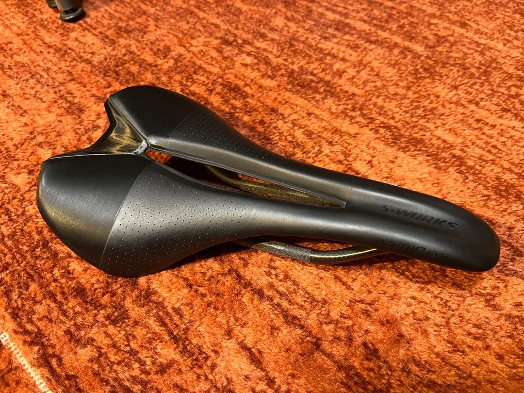 S-WORKS Romin EVO サドル 143mm