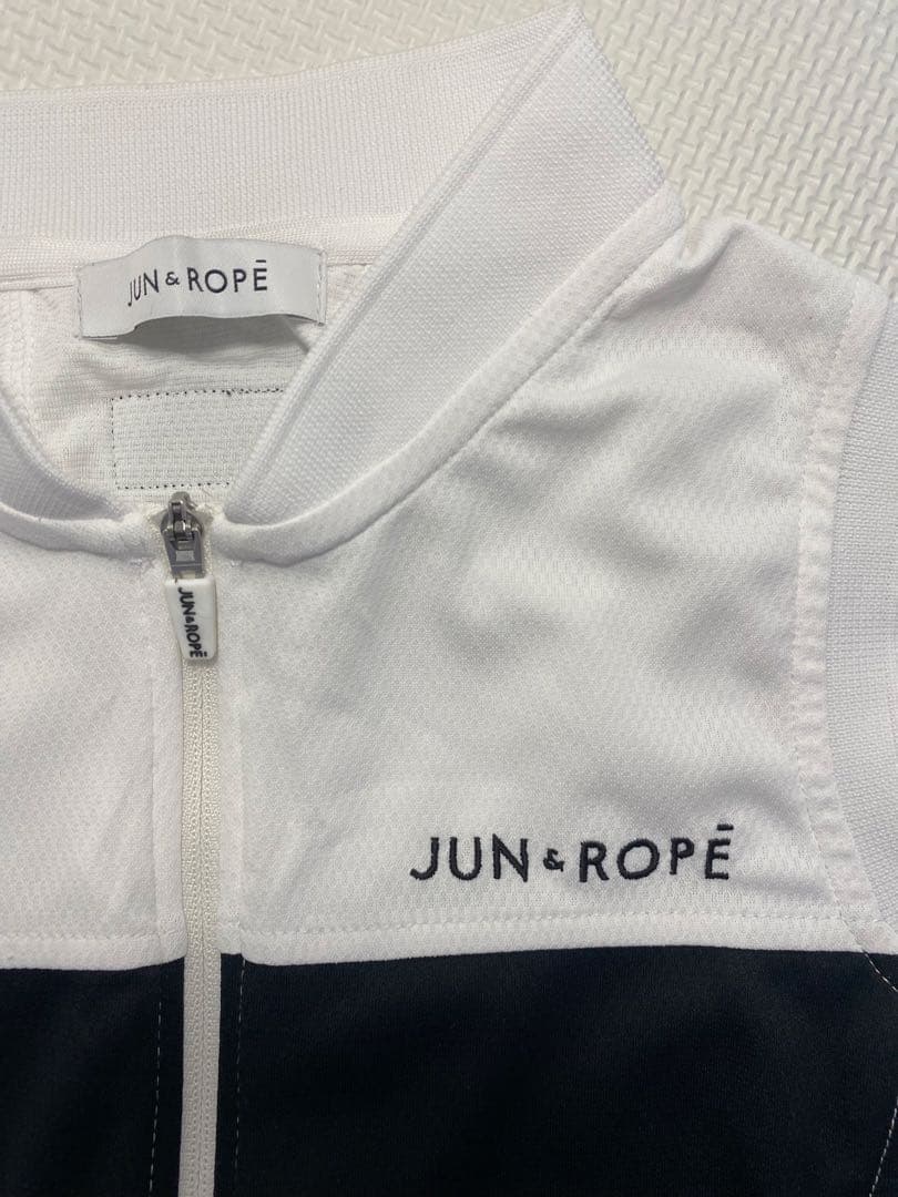 【極美品】ジュンアンドロペ ゴルフワンピース インナー付 白黒ピンク S