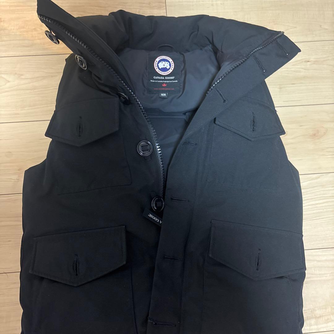 h*t様   ブラック ダウンベスト Mサイズ