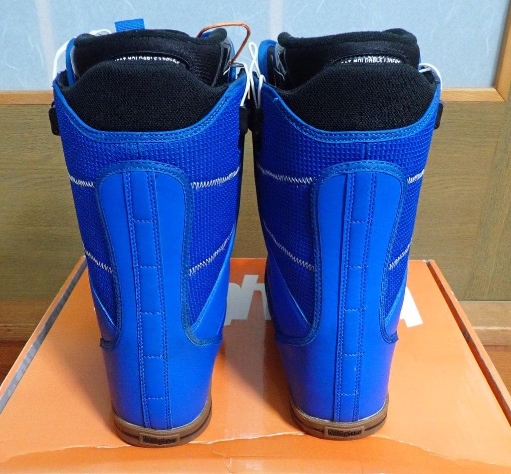 thirtytwo 15モデル 86 FT 青 27.5cm 中古品