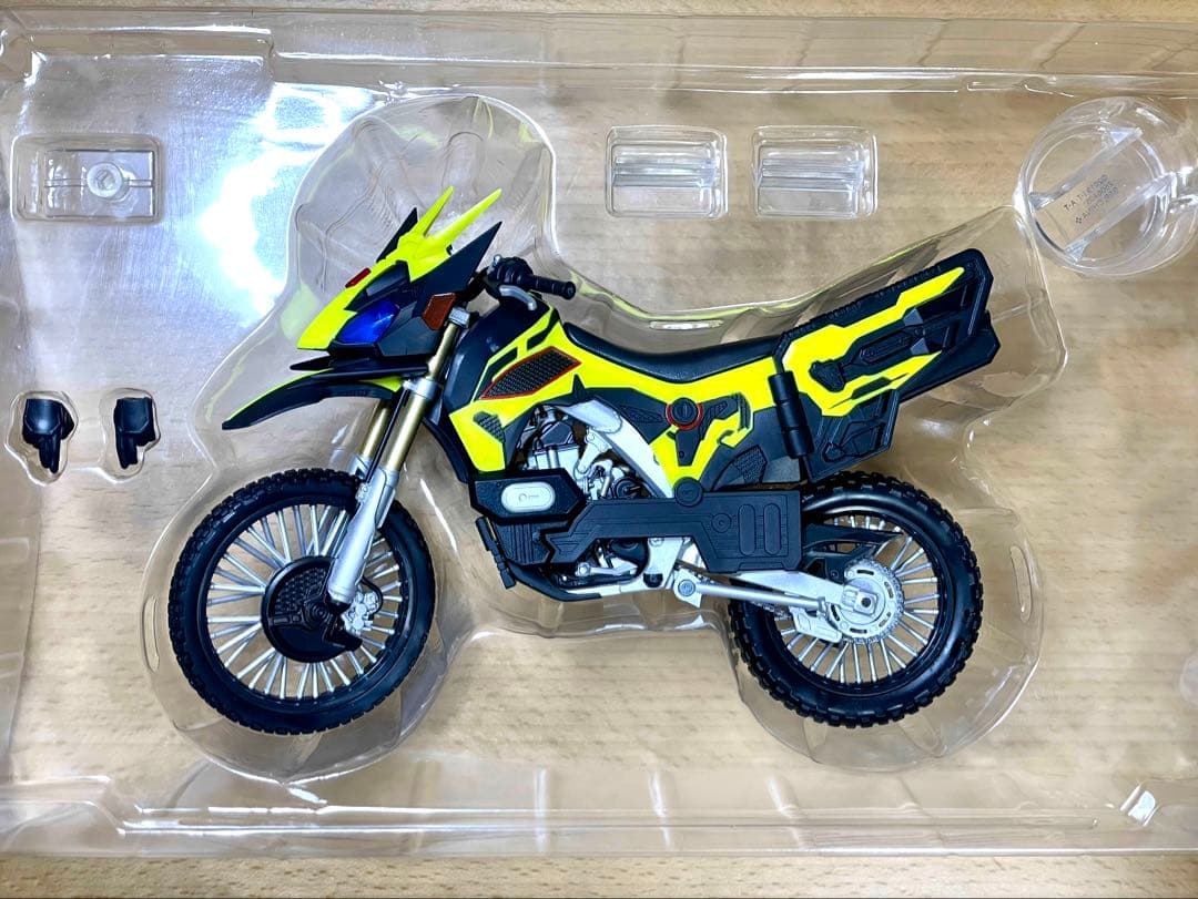 【未使用含む】SHFiguarts 仮面ライダーゼロツー ライズホッパー