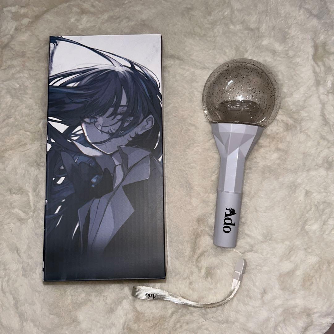 Ado LIVE TOUR 蜃気楼 夜空を照らすペンライト