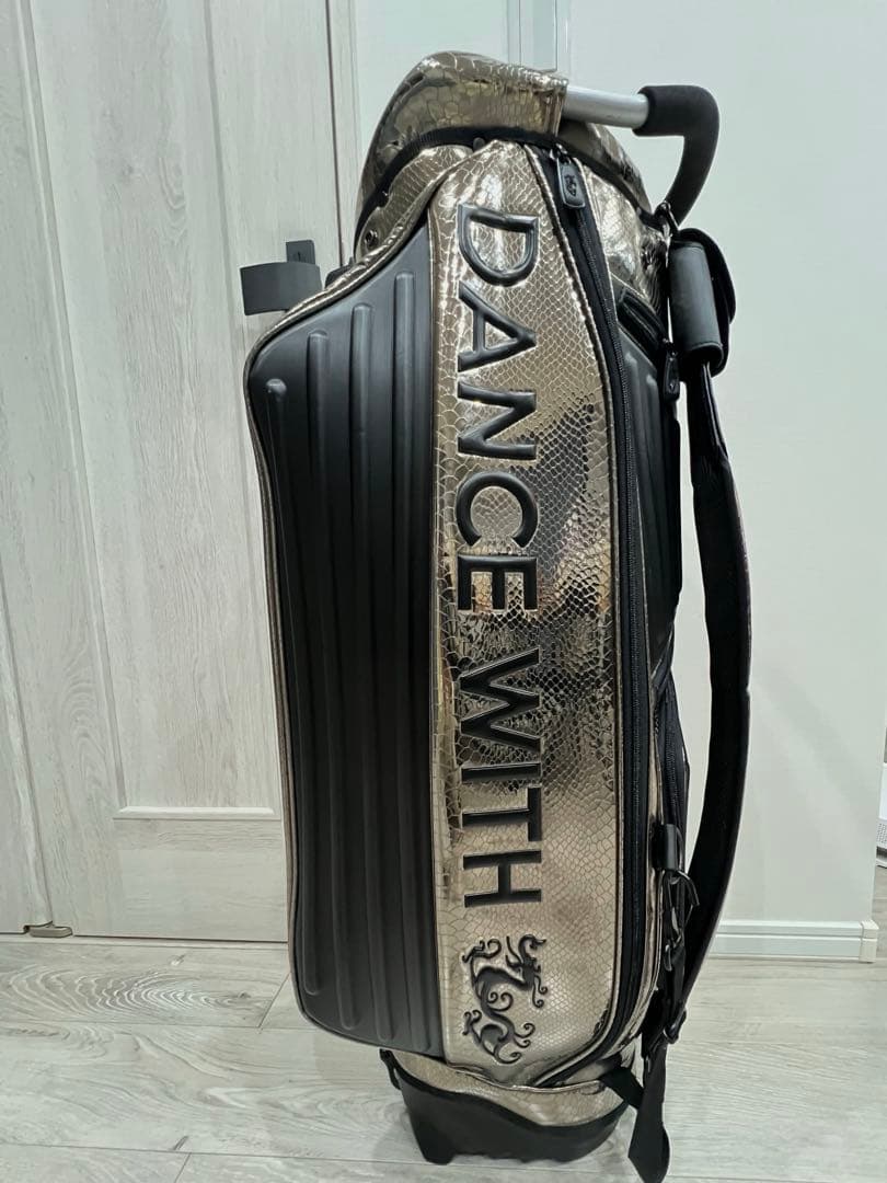 DANCE WITH DRAGON キャディバッグ3月16 日まで値下げ中