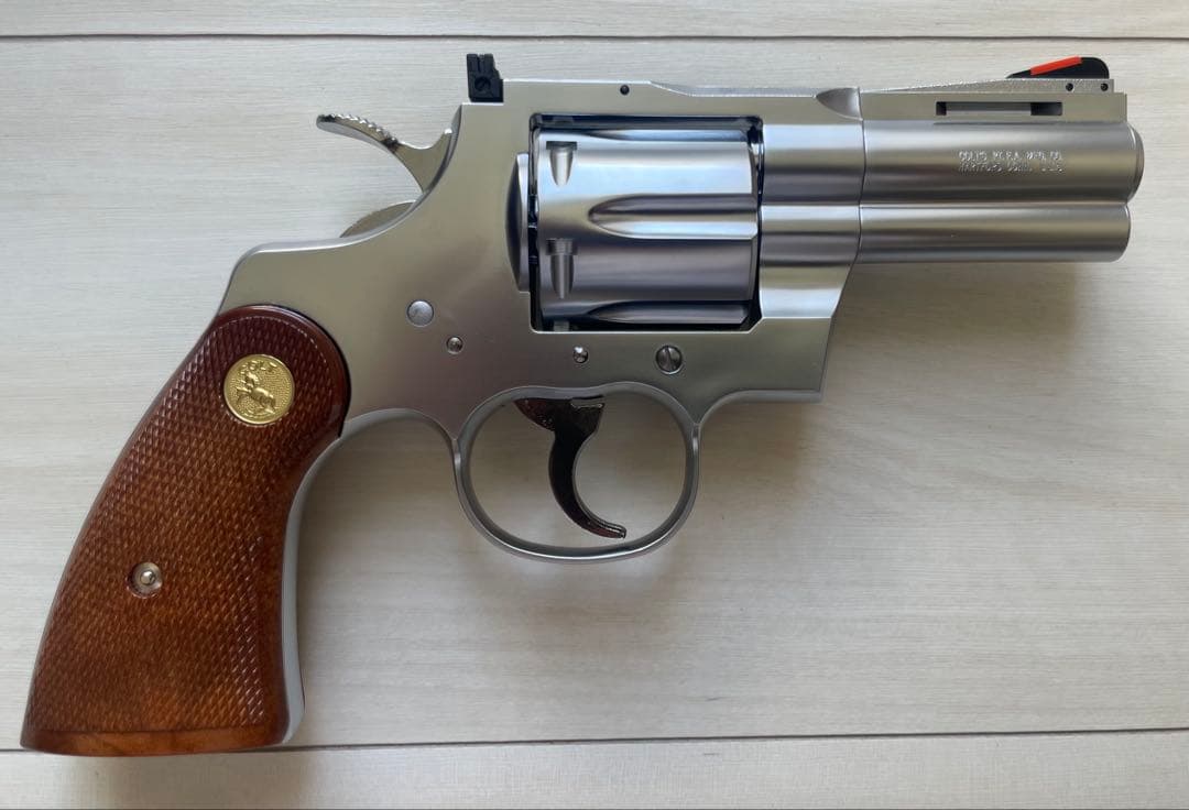 タナカコルトパイソンモデルガン 3インチRモデルステンレスフィニッシュ未発火