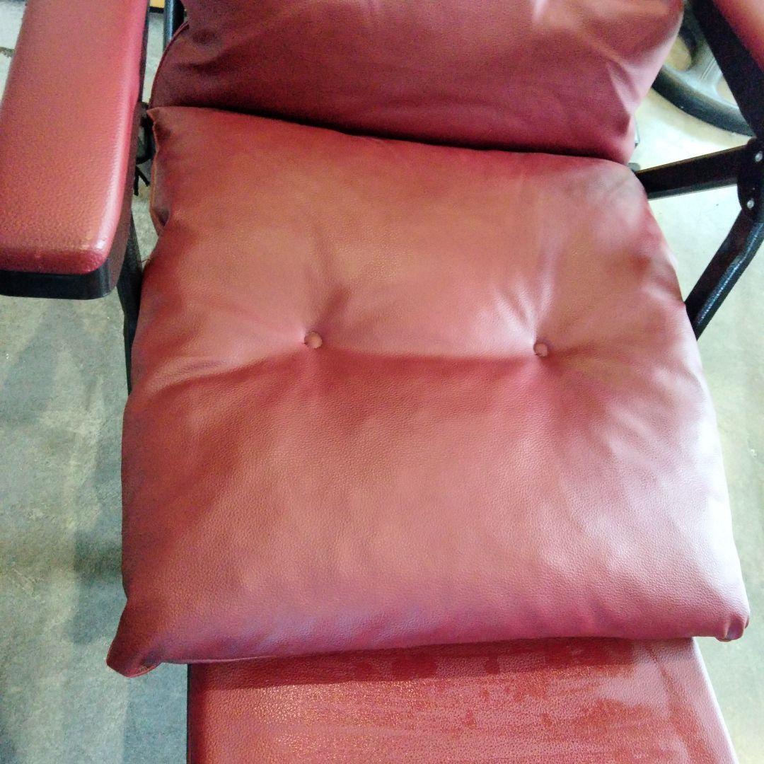 折り畳み可能　リクライニングチェア　ワインレッド