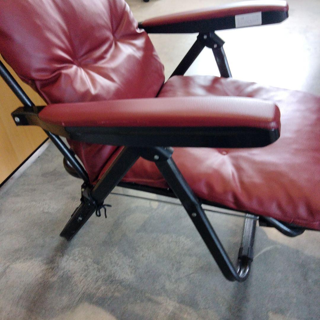 折り畳み可能　リクライニングチェア　ワインレッド