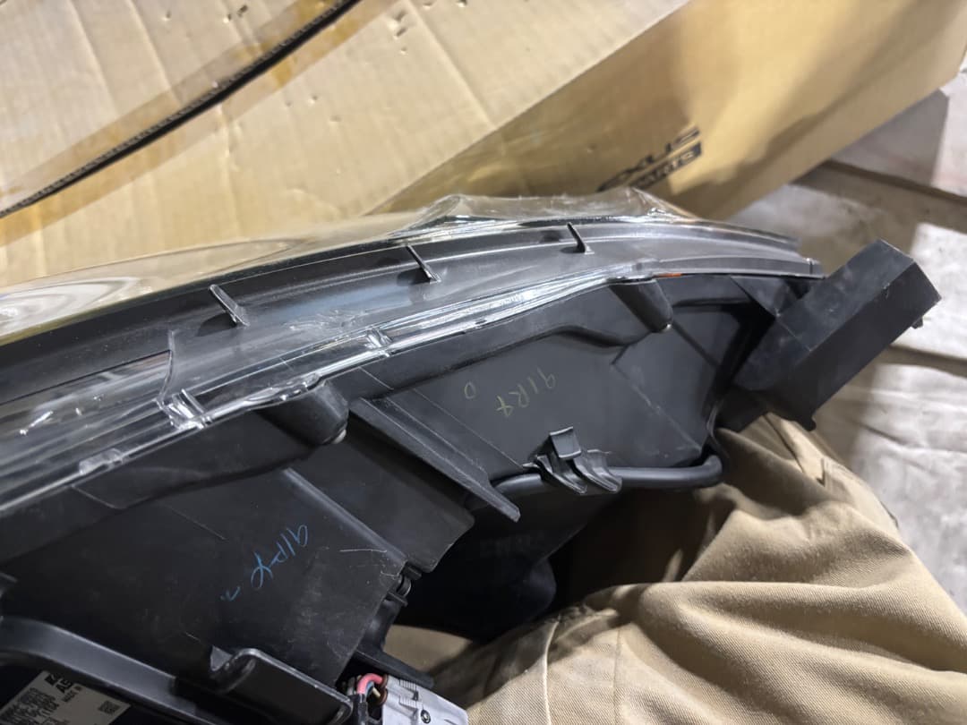 左 レクサス RX 350 ヘッドライト 10系