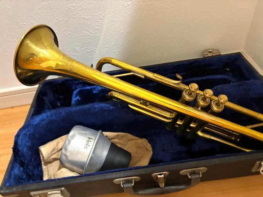 トランペット マウスピース付き Nikkan ミュート付き