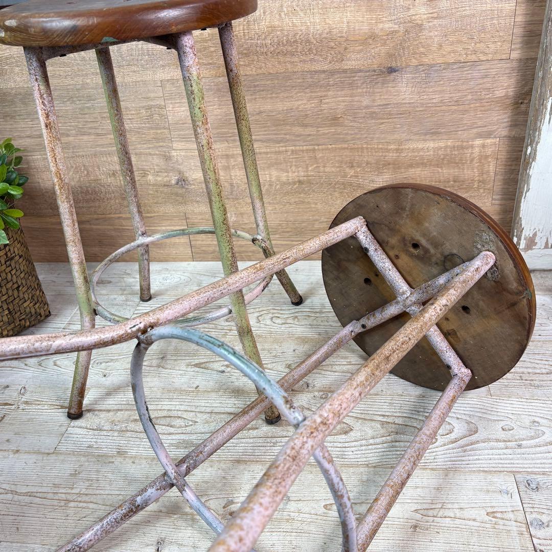 アンティークビンテージアイアンスツールパイプスツール二脚セット椅子花台飾台